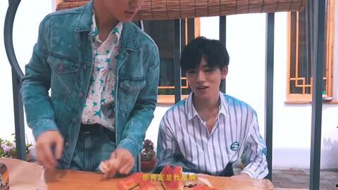 吃瓜辨论赛,一场舌尖上的智慧较量